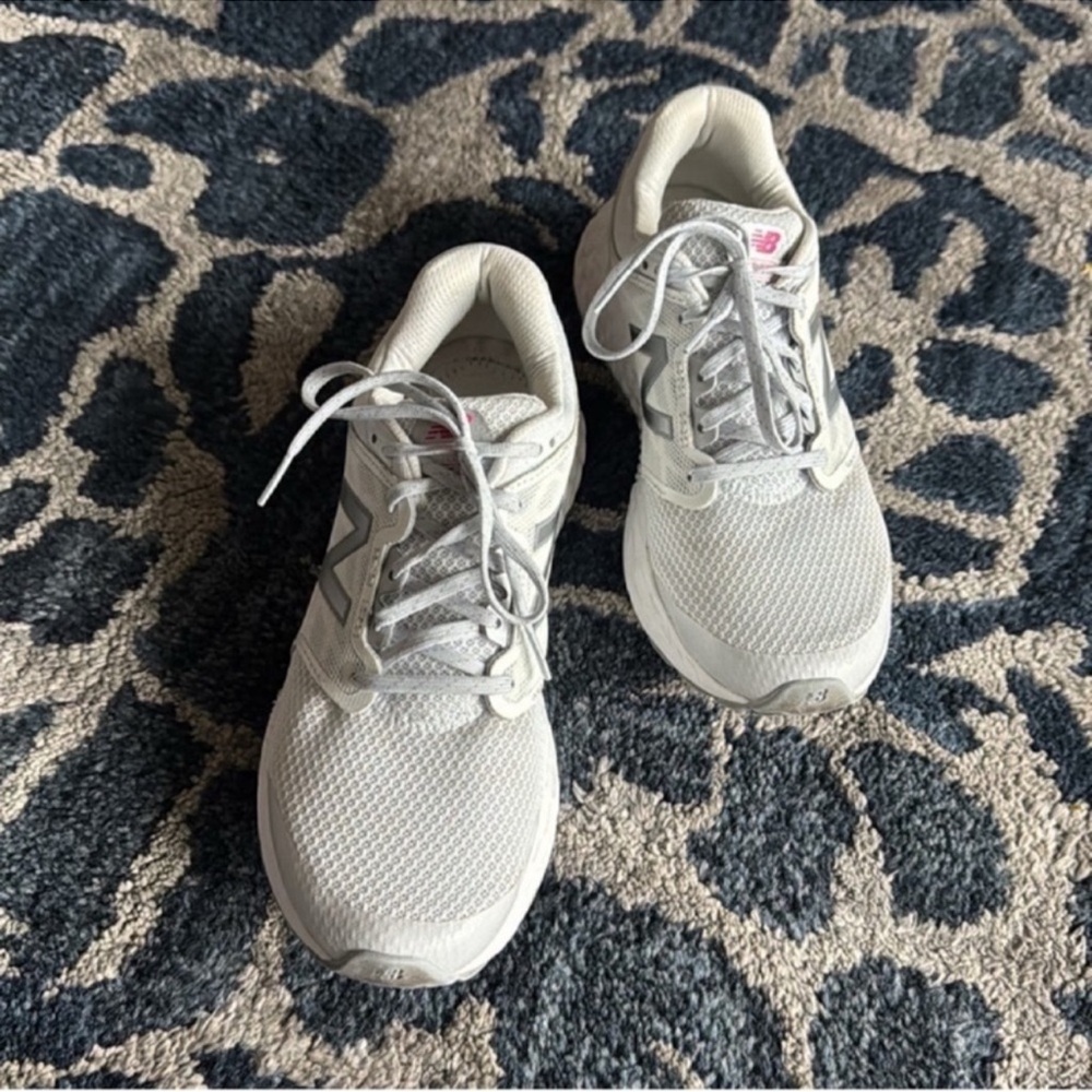 New Balance Fresh Foam 1165 Women's Athletic Running Shoes Cancer Awareness Sz 8 - Picture 2 of 10